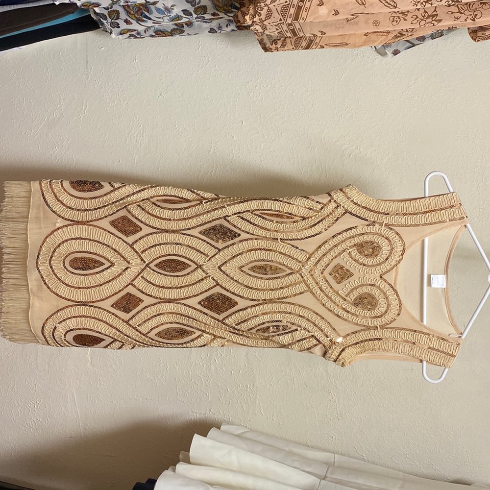 Beautiful 1920s style dress! Great Gatsbys, Daisy Buchanan inspired.